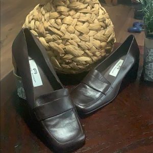 8N Etienne Aigner brown Sun Dance loafers